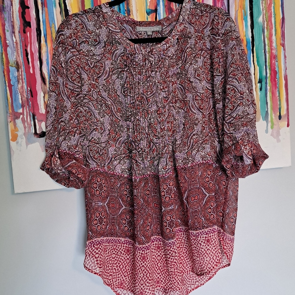 Beautiful Daniel Rainn red purple paisley pleated top, M
